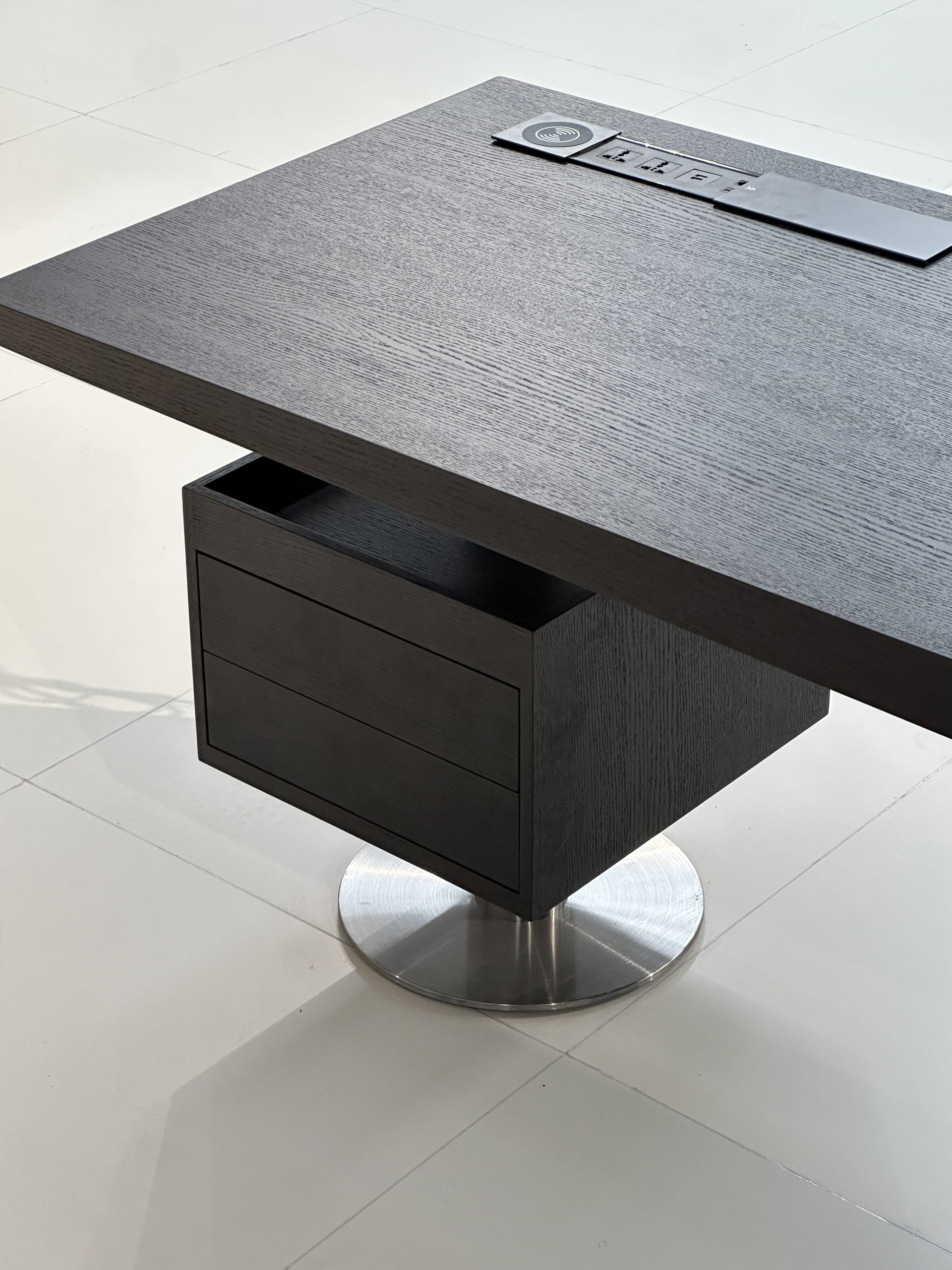 Office Furniture image 7